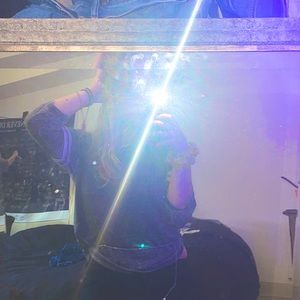 Quarter Sleeve Shirt